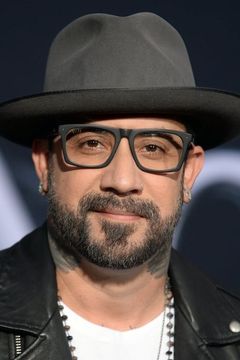 AJ McLean interpreta Himself