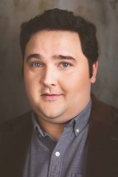 Zachery Byrd interpreta Bottom Tier Broker