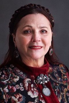 Nina Matviienko interpreta Narrator of the story at the beginning of the movie (voice)