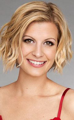 Theresa Underberg interpreta Carmen Rix