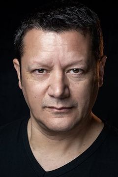 Kevin Michael Clarke interpreta Nobleman (uncredited)