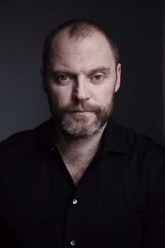 Jacob Ulrik Lohmann interpreta Trappaud