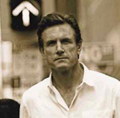 Gregory Lundsgaard interpreta High-Rise Fireman