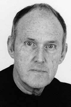 Michael Percival interpreta Police Inspector