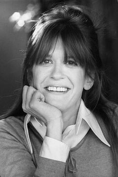 Patti Deutsch interpreta Waitress (voice)