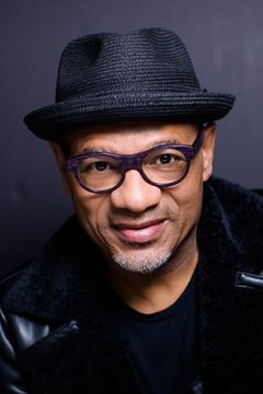 Kirk Whalum interpreta Saxophonist