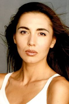 Michelle Bonev interpreta Herod's Court Woman