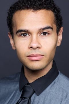 Dominique Allen Lawson interpreta Levi