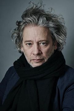 Dexter Fletcher interpreta Soap