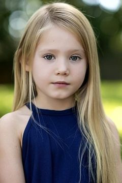 Anniston Price interpreta Young Tiffany