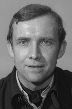 Rudolf Jelínek interpreta Pvt. Manfred
