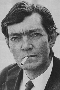 Julio Cortázar interpreta Homeless Man (uncredited)