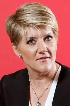 Clare Balding interpreta Herself