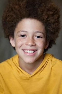 Marcus Cornwall interpreta Spencer
