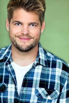 Jareb Dauplaise interpreta Dilio