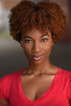 Shacai O'Neal interpreta Gorgeous Door Woman