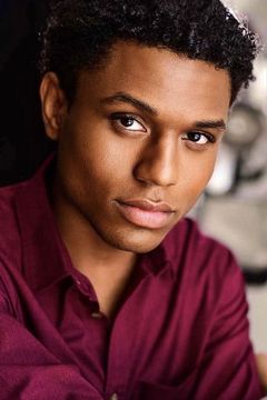 Trey Horton interpreta Marlon Jackson