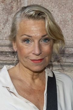 Katarina Ewerlöf interpreta Marie