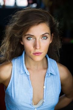 Miranda MacDougall interpreta Colette