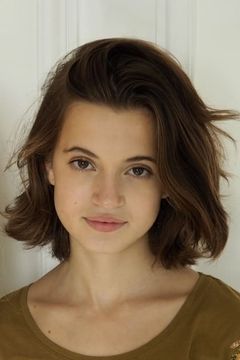 Lya Oussadit-Lessert interpreta Cindy