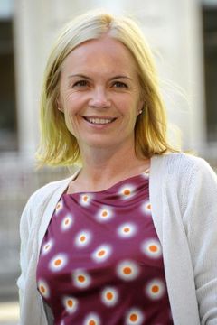 Mariella Frostrup interpreta Royce (Voice)