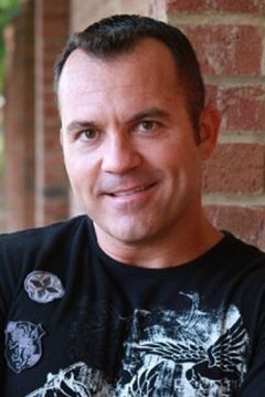 Bobby Talbert interpreta AWAC Techie