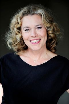 Andrea Heuer interpreta Romy Gordon