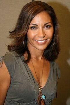 Salli Richardson-Whitfield interpreta Gail Stern
