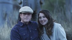Tod Huntington interpreta Officer