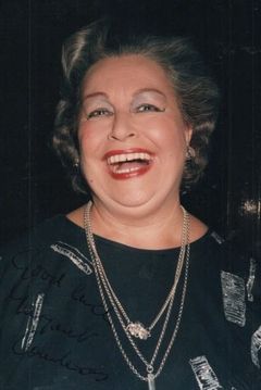 Margaret Courtenay interpreta Dolly Bantry