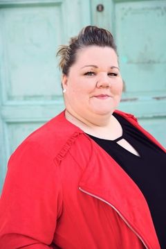 Manuela Wisbeck interpreta Frauke Prinz