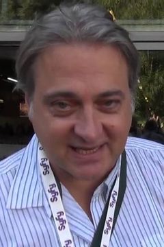 Thierry Kazazian interpreta Chrono