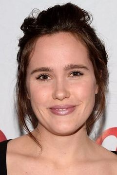 Eden Brolin interpreta Johanna