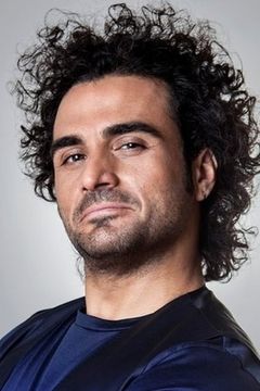 Marco Bazzoni interpreta Antonio