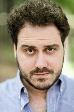Lorenzo Lazzarini interpreta Domenico