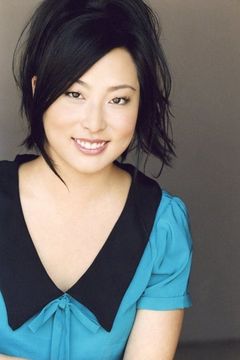 Jinhee Joung interpreta Kimmy Jin