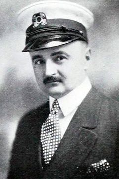 Adolph Faylauer interpreta Parade Onlooker (uncredited)