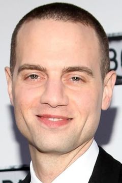 Jordan Roth interpreta Steven Reinhardt