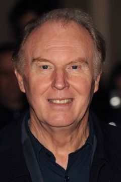 Tim Pigott-Smith interpreta Sir Henry Ponsonby