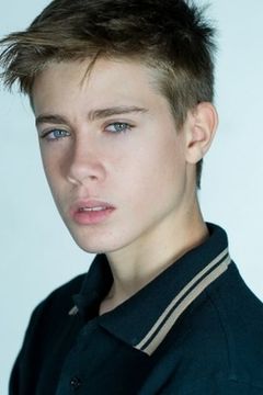Andrea Pittorino interpreta Young Paolo