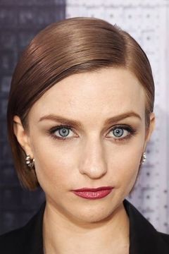 Faye Marsay interpreta Waif