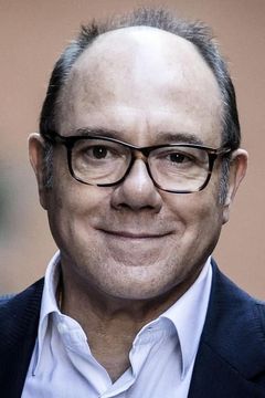 Carlo Verdone interpreta Saverio