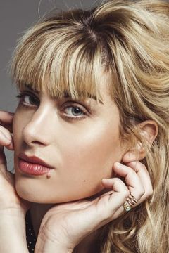 Mathilde Bisson interpreta Crystal