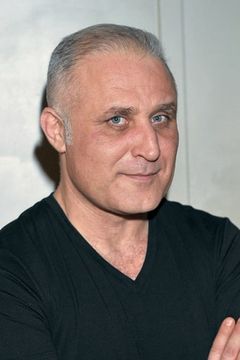 Przemysław Bluszcz interpreta Policjant