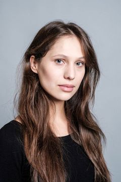 Jessica Walecka interpreta Countess D'Agoult