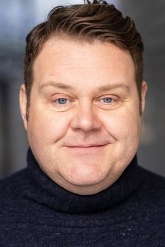 Quinn Patrick interpreta Carnival Barker