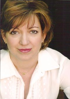 Julie Pop interpreta Nurse