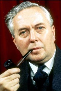 Harold Wilson interpreta Self- Archive Footage