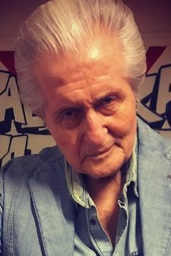 Rupert Sciamenna interpreta Giancarlo Cartelloni