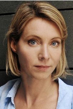 Julia Heinze interpreta Maria Gasser